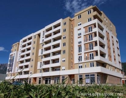 Jednosoban i dvosoban stan u centru Bara, privatni smeštaj u mestu Bar, Crna Gora - 28279581_2117149931842212_8467462266214145037_n - 